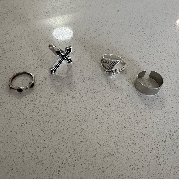 Ring (4) bundle - Picture 3 of 7